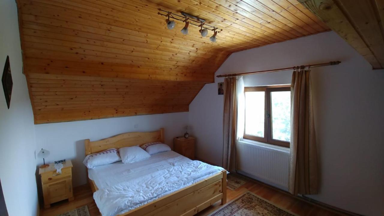Casa Darius Villa Novaci-Străini Eksteriør bilde