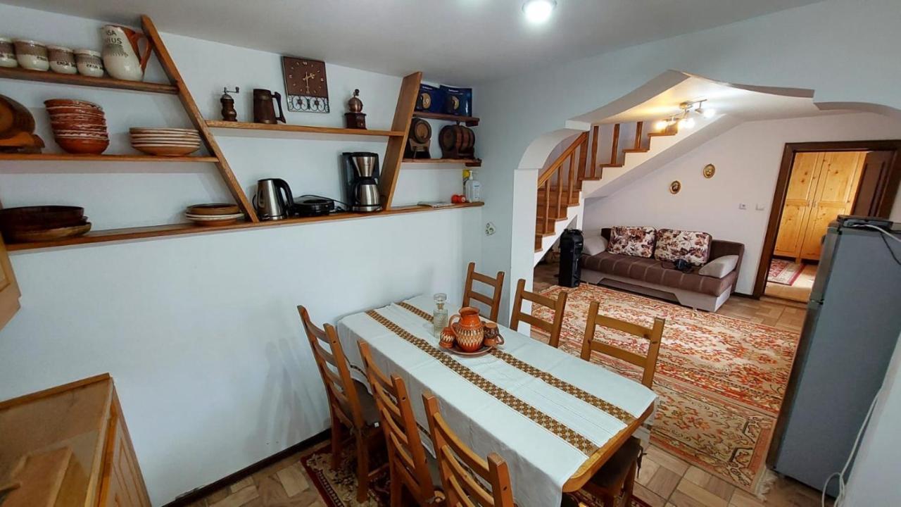 Casa Darius Villa Novaci-Străini Eksteriør bilde