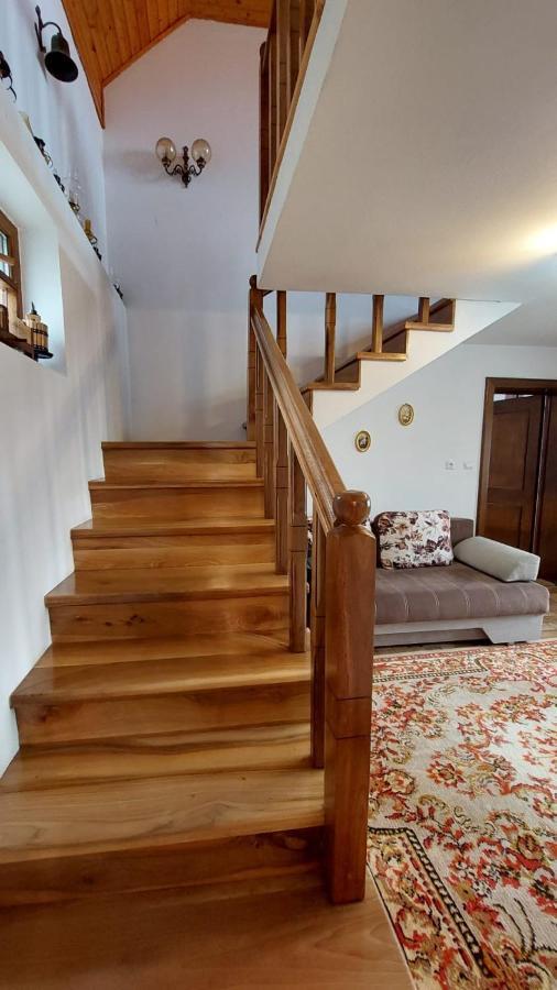 Casa Darius Villa Novaci-Străini Eksteriør bilde