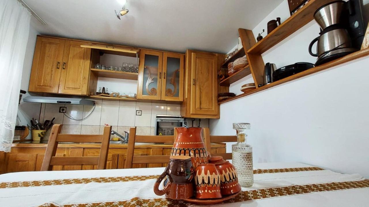 Casa Darius Villa Novaci-Străini Eksteriør bilde