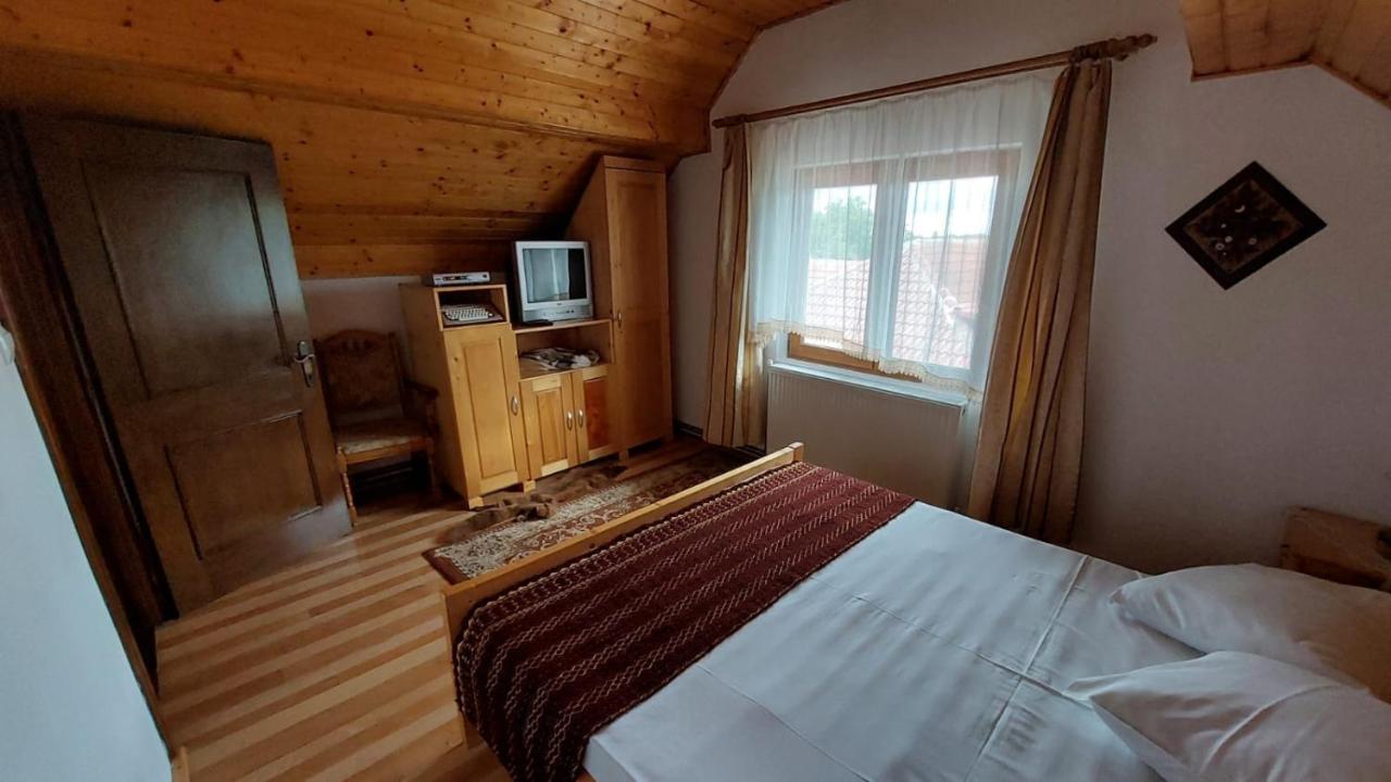 Casa Darius Villa Novaci-Străini Eksteriør bilde